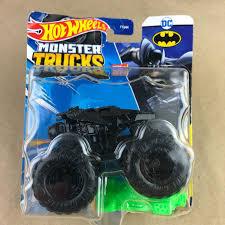 Hot Wheels Monster Trucks Batmobile 2024 | Batman Inicia | DC Comic