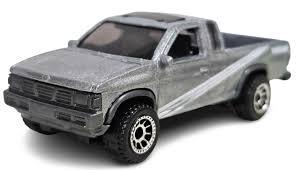 Matchbox Nissan Hardbody D21 Plata – Diecast Camioneta 1:64 | 15/100