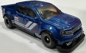 Hot Wheels 2025 Ford Maverick Custom Azul y Amarilla | Variantes de Color | Pickup Moderna 1:64