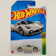 Hot Wheels Pagani Utopia Gris | HW Exotics 2024 - 1:64 Coleccionable