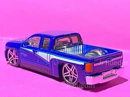 Hot Wheels Chevy Silverado | Serie Then And Now | Camioneta 1:64