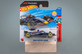 Hot Wheels Formula 1 Oracle Red Bull Racing | HW Track Aces HYW10