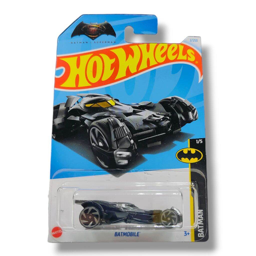 Hot Wheels Batman vs Superman Batimóvil